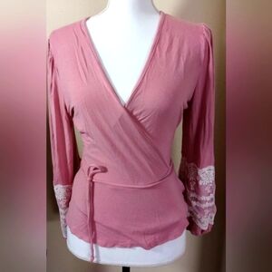 Blue Rain Boho Pink Wrap Top with Lace Sleeves Size Small
